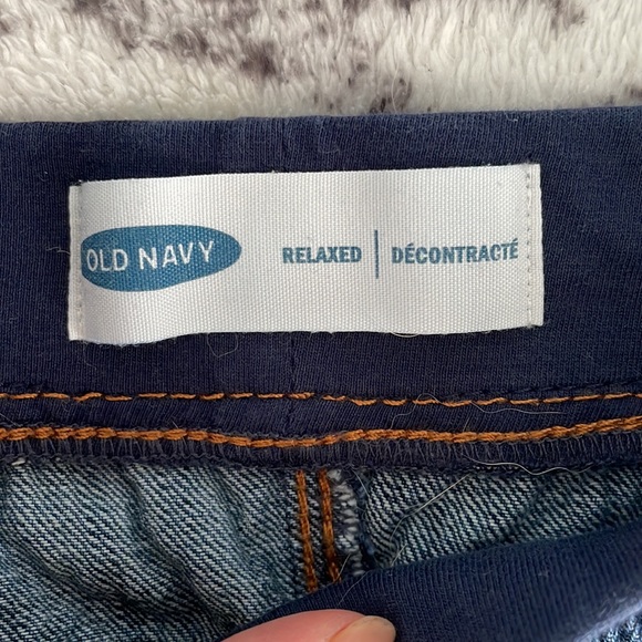 Old navy relaxed medium wash jeans - Picture 3 of 4